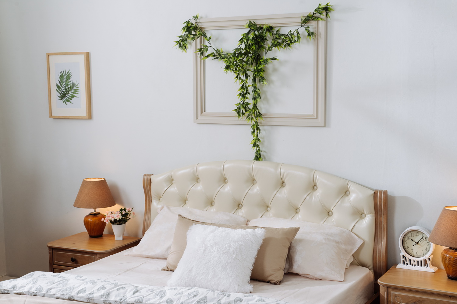 Кровать мягкая  Бетти № 51 1600х2000