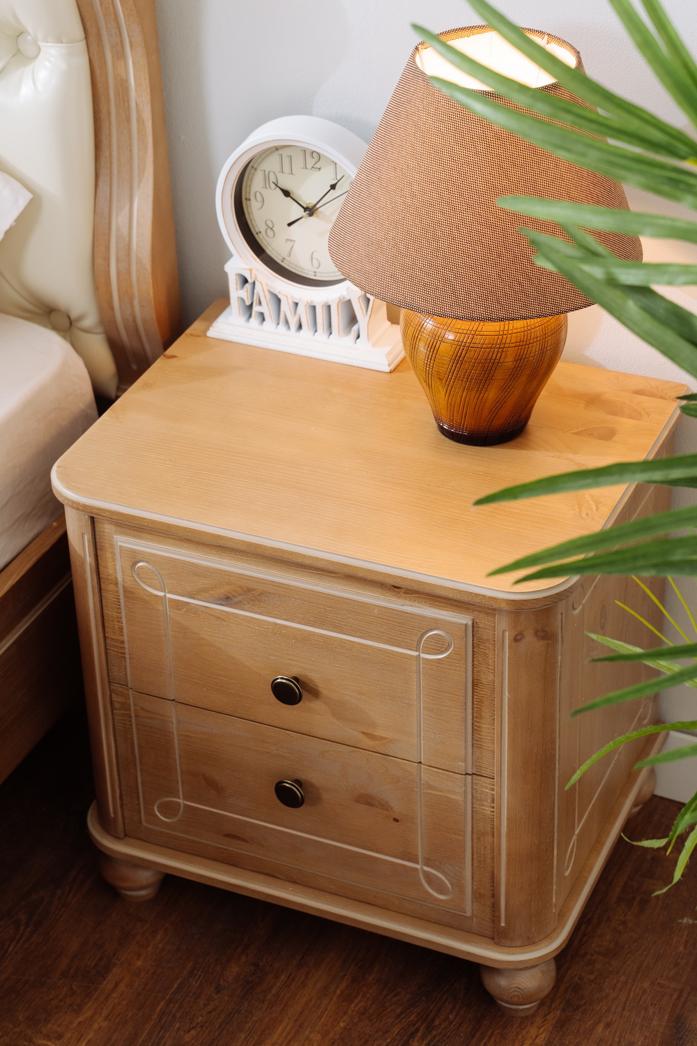 Тумба с ящиками сосна Бетти №2