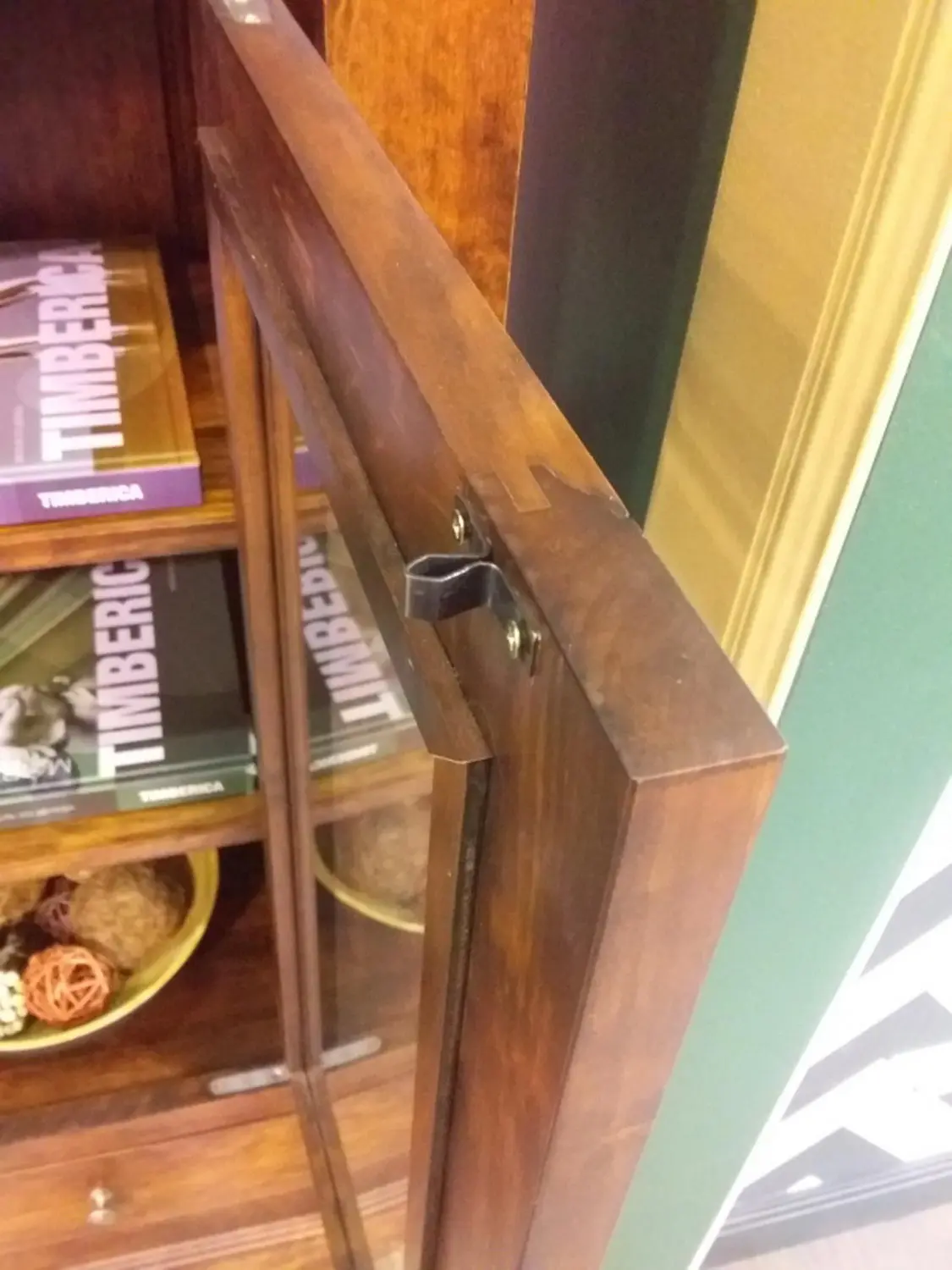 Комод двухдверный Луи Филипп ОВ 05 (стекло)