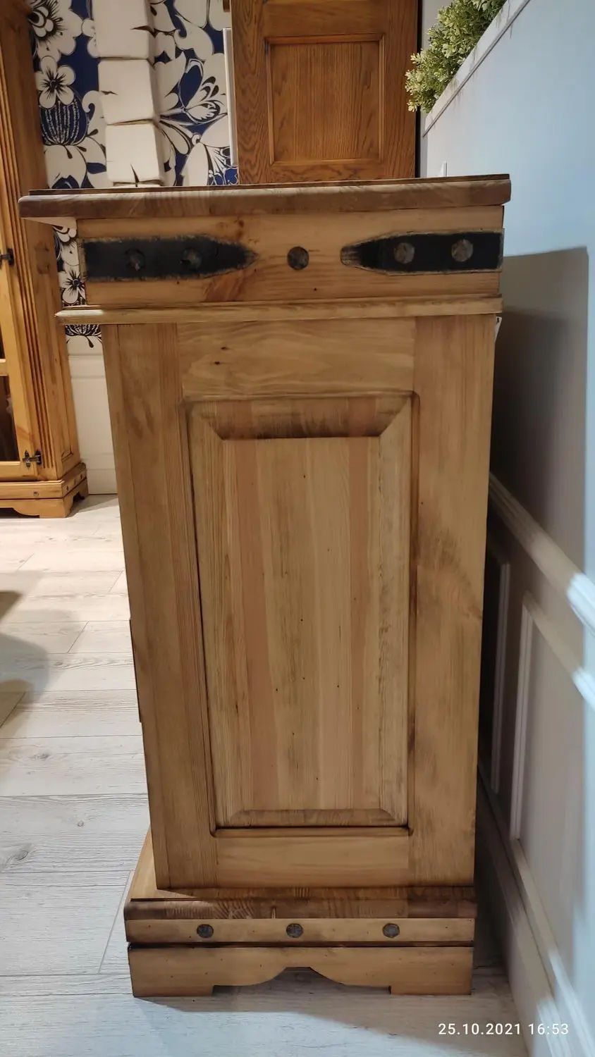 Комод Викинг 03 (бейц старение)