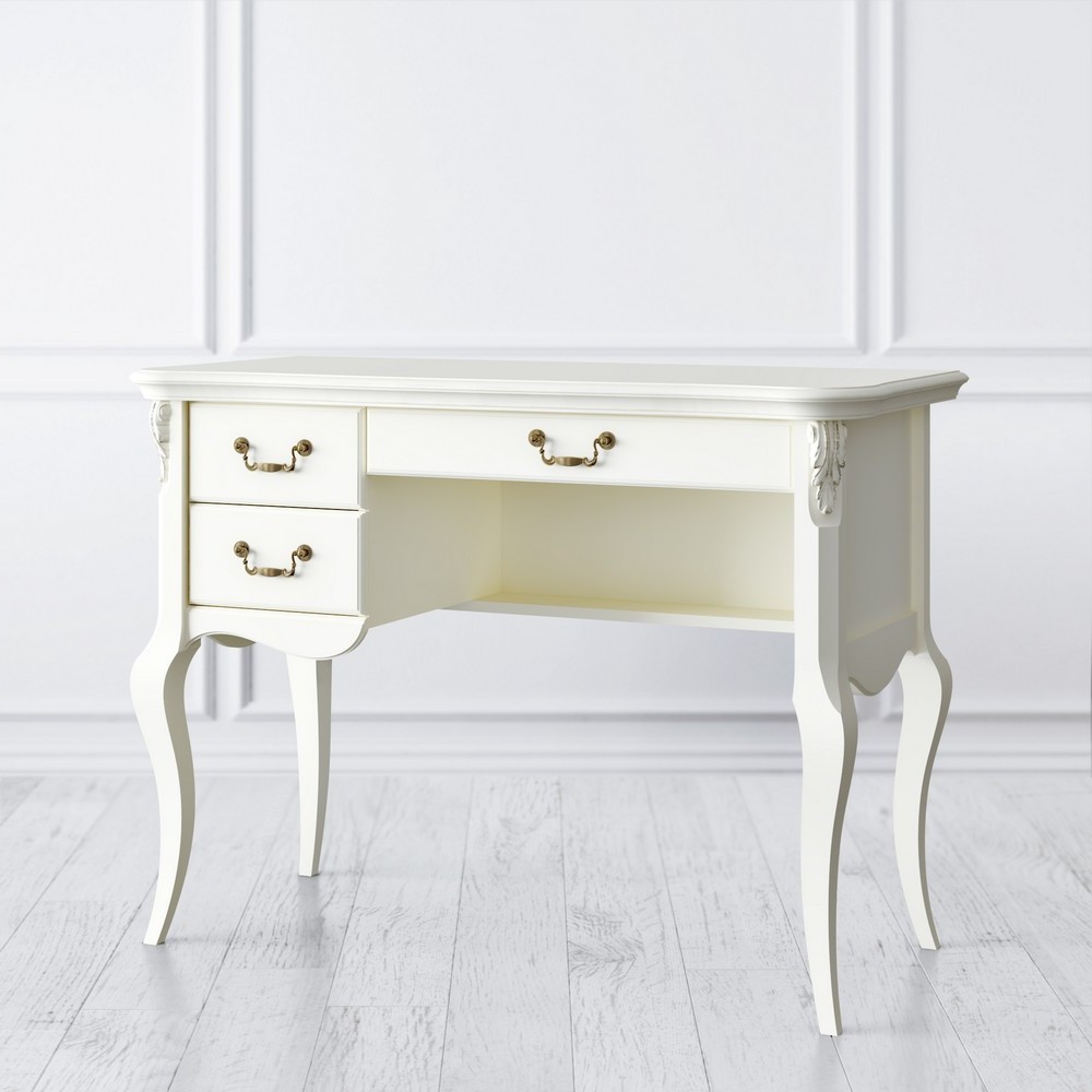 Туалетный столик 