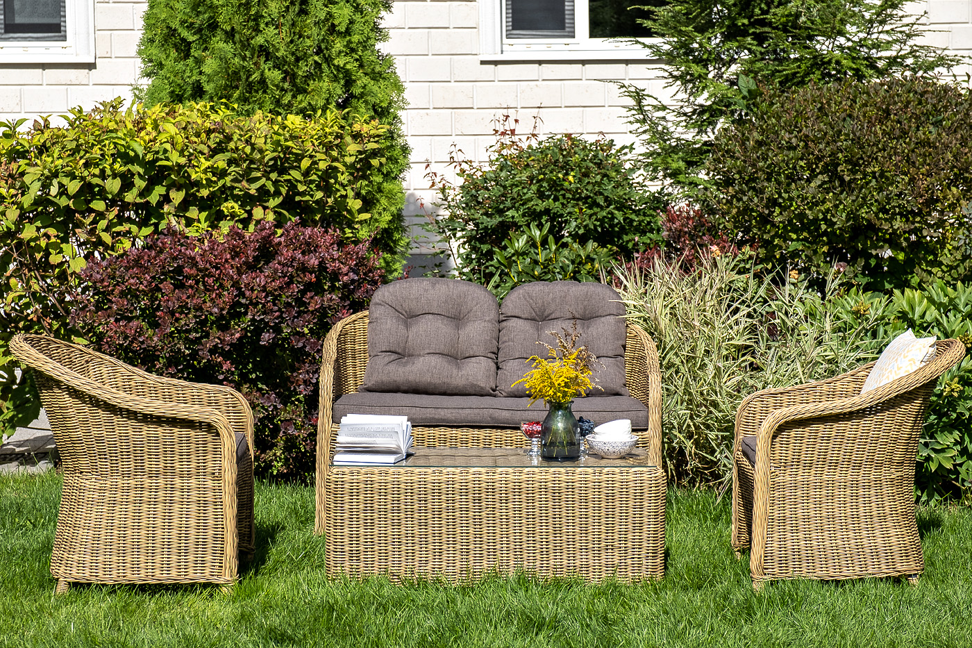 "Равенс" диван двухместный плетенный из ротанга, цвет соломенный