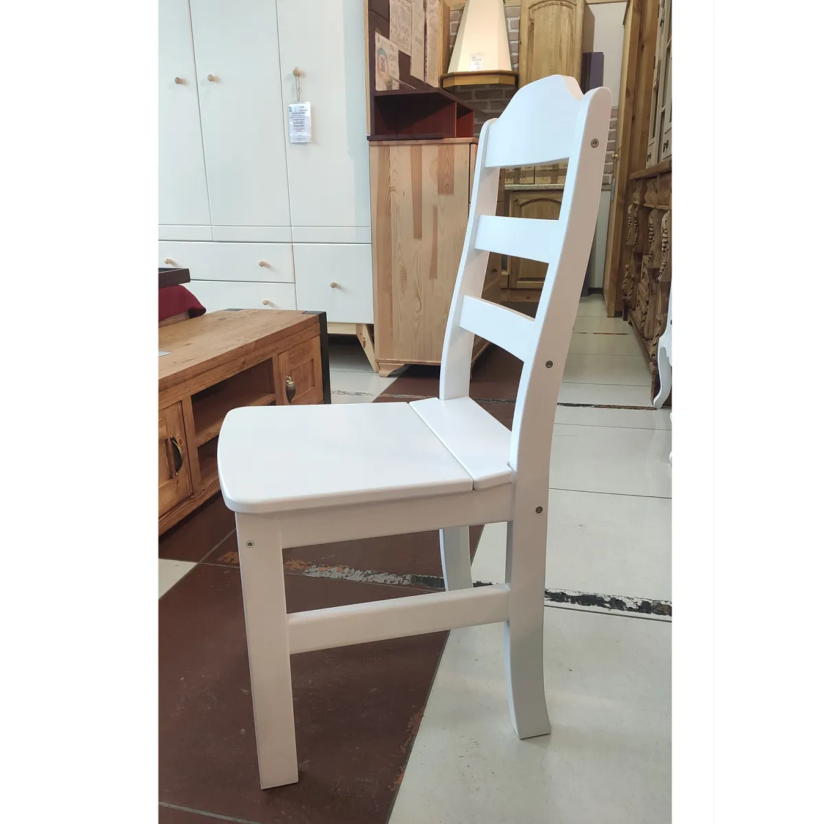 Стул массив сосны Карху белый (выставочный образец)