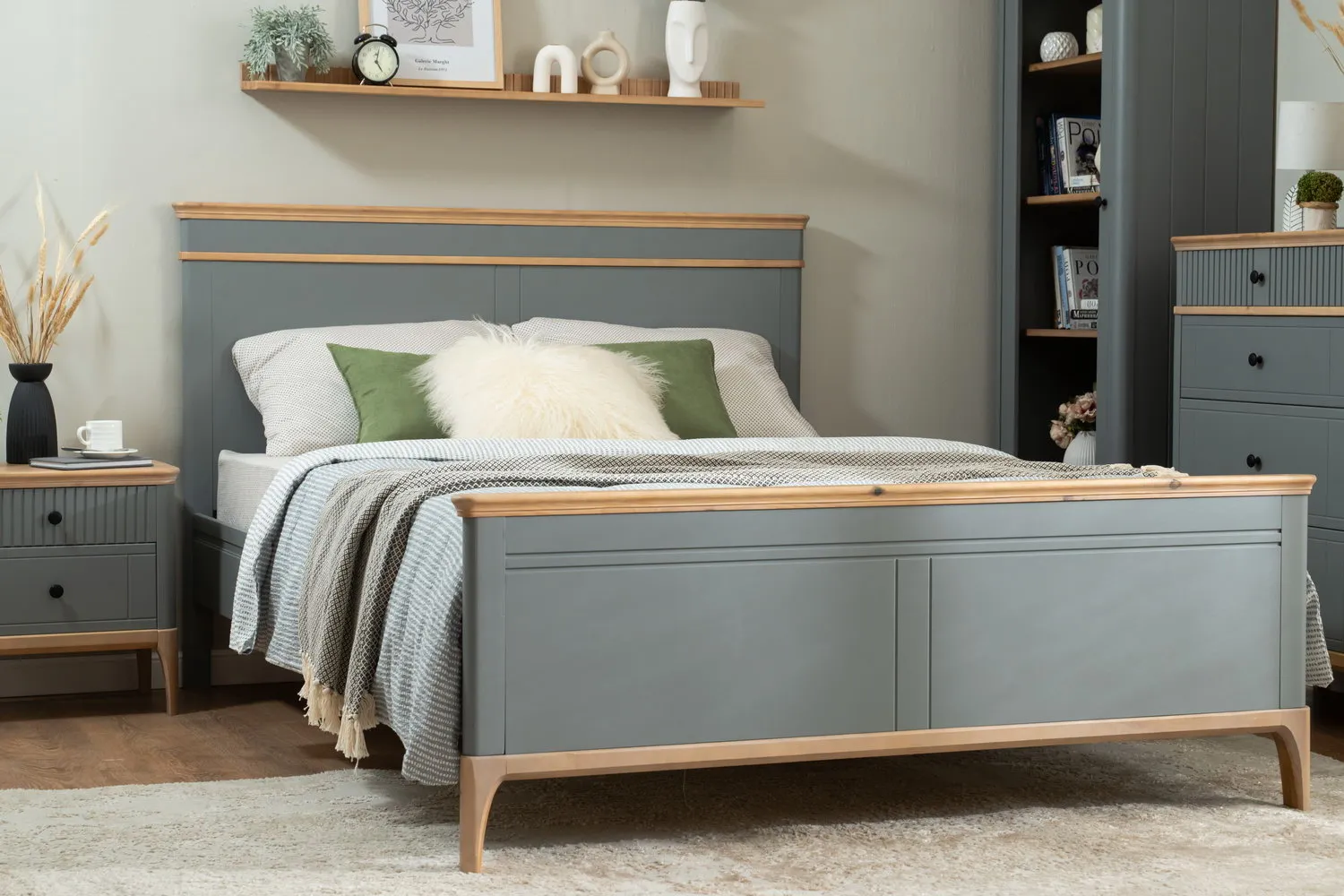 Кровать деревянная Грета №13 1600х2000