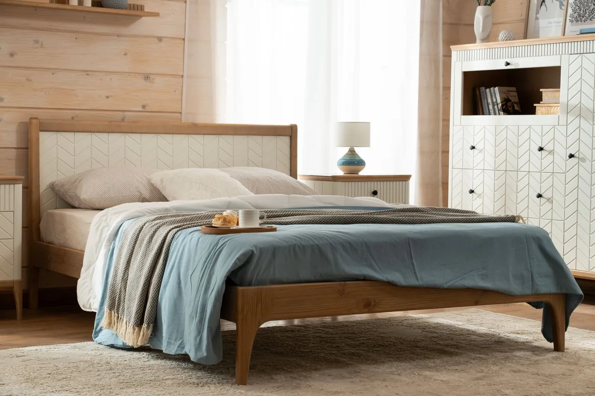 Кровать массив сосны Грета №24 1600х2000